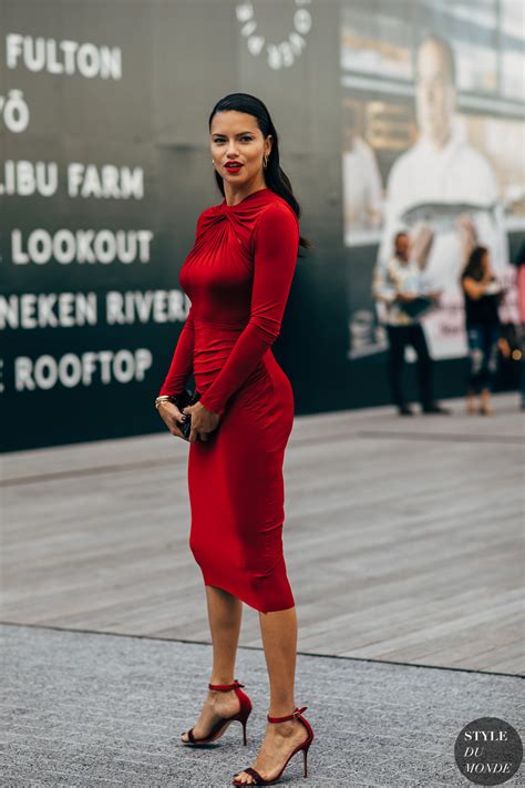 adriana lima street style
